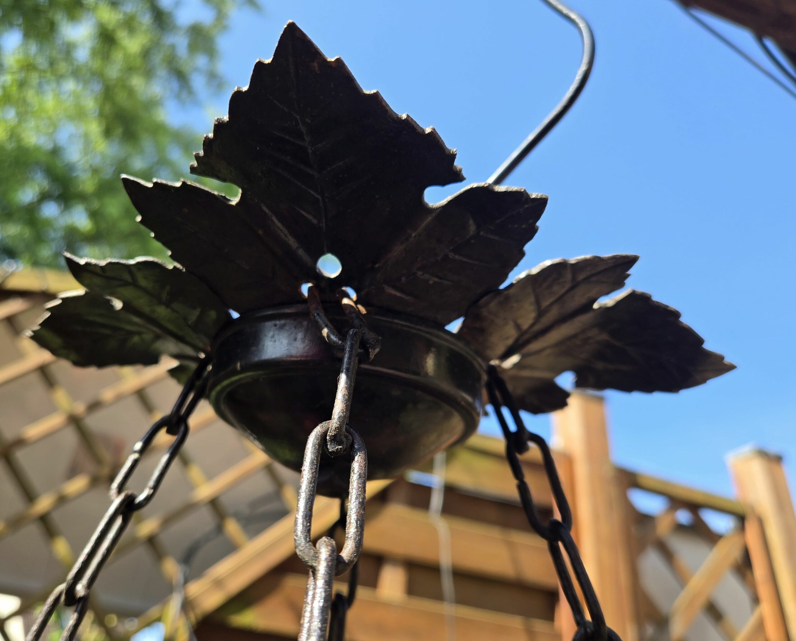 Lustre rustique fer forgé – Style vigne / 4 bougies